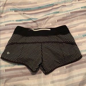 Lululemon polka dot speed shorts size 2!!!